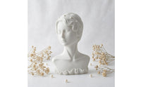 Short Sculpted Hair Earring Display Bust Matte Finish Necklace Display Mannequin Hard PVC Head Bust Mannequin Hollow
