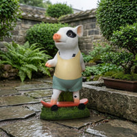 Funny Pig Statue with Skateboard Playful Skateboarder Pig Ornament Decorative Garden Decor Weather-Resistant for Gardeners