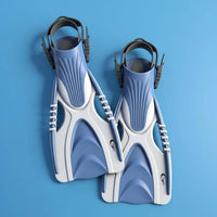 2 Pieces Easy to Adjust Adult Diving Fins Lightweight Design Adjustable Swim Fins Comfortable Fit Open Toe Flippers Flexible Blade for Adults, Divers, Snorkelers, Swimming Pool