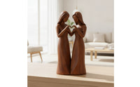 Resin Figurine with Wood-Grain Finish Heart-Shaped Tabletop Ornament Sculpture Carved Statue Smooth for Couples, Shelf