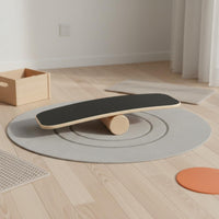 Anti-Slip Surface Roller Balance Board Long-Lasting Multi-Layer Wood Wobble Board with Roller Stable Load Bearing for Surfers, Snowboarders