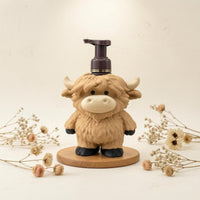 Textured Highland Cow Soap Dispenser Shaggy Decorative Figurine Soap Dispenser Creature-Shaped Cow Pump Bottle