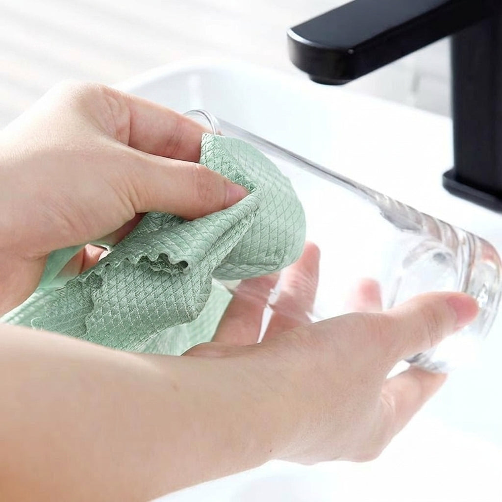 Aquatic Scale Microfibre Cloth for Streakclear Glass, High Absorbency Cleaning Cloths for Kitchen and Mirrors, Oil-Resistant 10-Piece Set