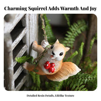 Cute Creature Design Climbing Squirrel Figurine Weather Resistant Hanging Squirrel Statue Weatherproof for Gardeners, Patio, Balcony, Fence