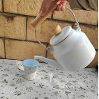 Enamel Tea Kettle Multi-Cooktop Compatible Enamel Water Kettle Japanese Design Teapot Flat Bottom Vintage Teapot Long-Lasting