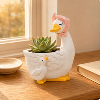 Cartoon Goose Planter Indoor Outdoor Resin Goose Flower Pot Lightweight Home Decor for Desktop