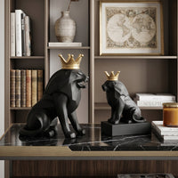 European Luxury Crown Lion Resin Sculpture Ornament for Bar and Restaurant Decor