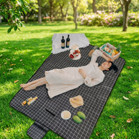 Picnic Blanket and Waterproof Mat for Family Picnic, Heavy Duty Oxford Cloth Camping Mat with Storage Bag, Large Beach Blanket, Grass Tarp Set