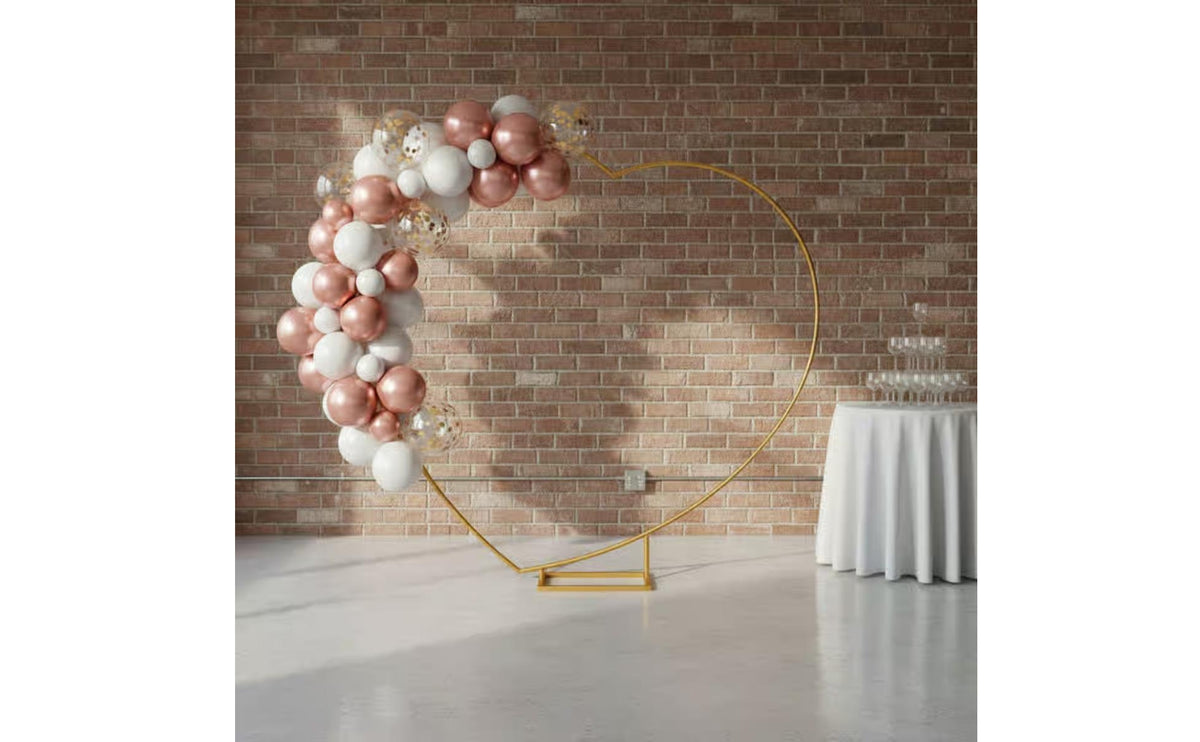 Heart-Shaped Arch Stand Painted Finish Heart Arch Stand Tubular Iron Decorative Backdrop Frame