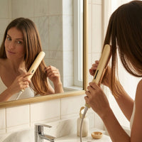 2-in-1 Straightener with Curved Plate Anti-Scald Flat Iron with Ceramic Plates Frizz-without-Frizz Flat Curling Iron Smooth for Dorm Room