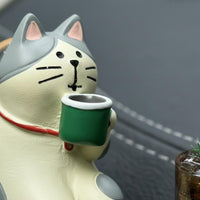 Great Gift Idea Car Dashboard Cat Ornament Lightweight Resin Cat Dashboard Decoration Easy to Install for Center Console, Desktop, Office