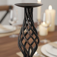 Retro Design Black Metal Candlestick Functional Art Black Metal Candle Stand Exquisite Craftsmanship Hollow Iron Candle Stand Stable Base for Valentine's Day, Candlelight Dinner