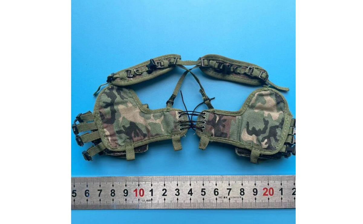 Field Chest Rig Accessory Black Buckles Chest Rig Vest Front-Laced