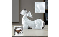 Resin Horse Figurine Decorative Horse Figurine with Bird Sculpture Long-Lasting Decoration Artisan-Made for Art Collectors
