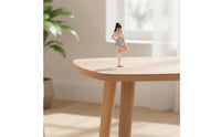 1/64 Miniature Girl Figure Cute Diorama Figure Collectible Ornament for Desk Display