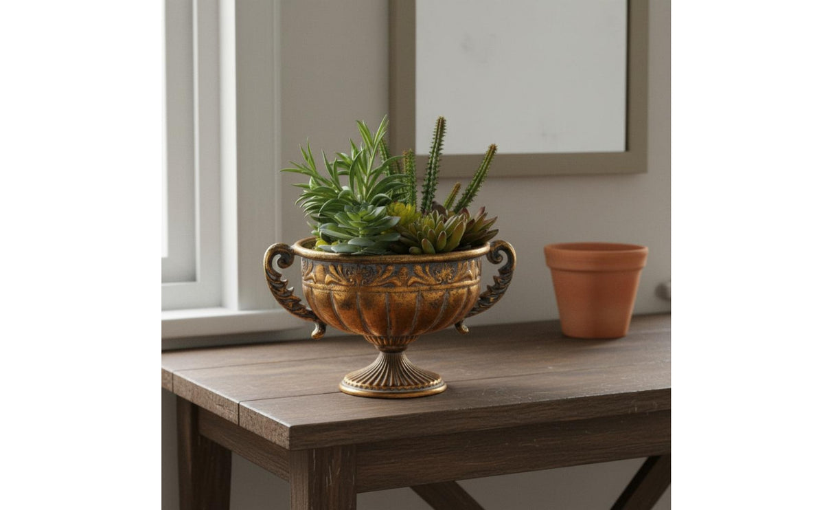 Vintage Goblet Vase Gold Color Pedestal Vase European Style Ornate Pedestal Pot for Dining Table, Wedding, Tabletop