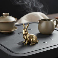 2 Pieces Tea Pet Brass Rabbit Figurine Artisan-Made Small Brass Rabbit Figurine Micro-Engraved Small Bunny Statue for Collectors