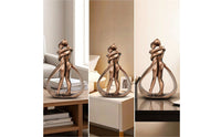 Romantic Kissing Couple Statue Modern Kissing Couple Sculpture Ornament with Loop Base Minimalist Lovers Figurine Compact