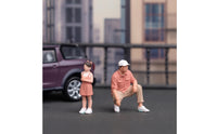 2 Pieces Father and Daughter Figurines 1/64 Detailed Miniature People Figurines Colorful Miniature People Figures for Collectors