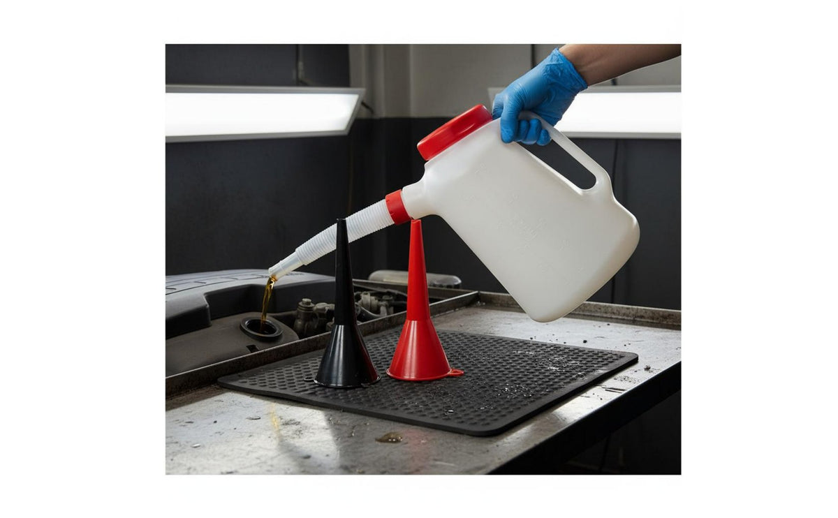 Graduated Oil Jug High Temperature Resistant Oil Can Flexible Spout Engine Fluid Dispenser for Mechanics, Hobbyists, Auto Shop, Garage