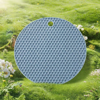 Parrot Slow Feeder Silicone Bird Foraging Mat, Cockatiel and Budgie Slow Feeder for Enrichment, Food Cage Accessories Toy