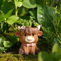 Resin Highland Cow Planter Wood-Grain Highland Cow Flower Pot Adorable Farmhouse for Balcony