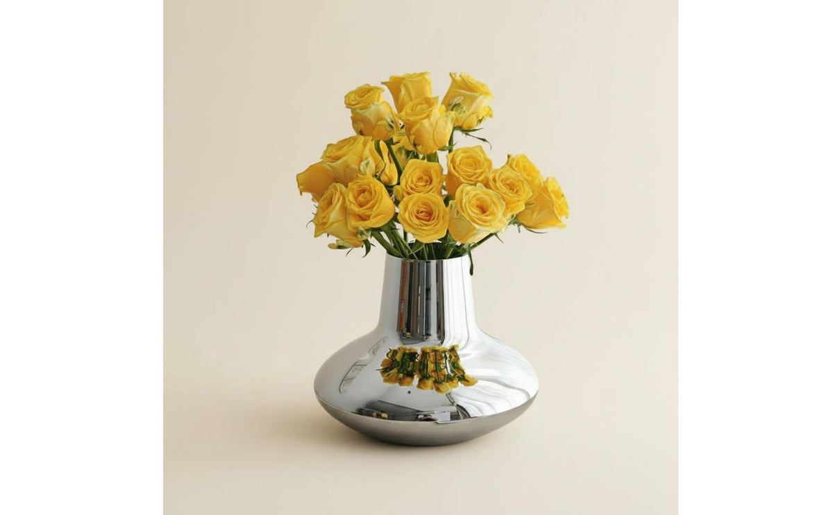 Stainless Steel Vase Minimalist Crafted Metal Vase Easy to Spotless Surface Centerpiece for Housewarming Gift