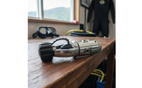 Yoke-Style Scuba Regulator Assembly Recreational Scuba Regulator Easy to Bite Comfortable for Divers in Training