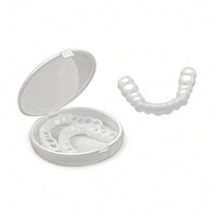 2 Pieces Reusable Oral Trays with Storage Case Easy to Clean Cosmetic Teeth Molds Portable Oral Trays with a Travel Case Cases Lightweight for Cosplay