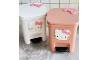 Cartoon Cat Pedal Bin Large Capacity Lidded Foot Pedal Trash Can Elegant Design Appearance Adorable Feline Wastebasket for Kids, Washroom, Bedroom