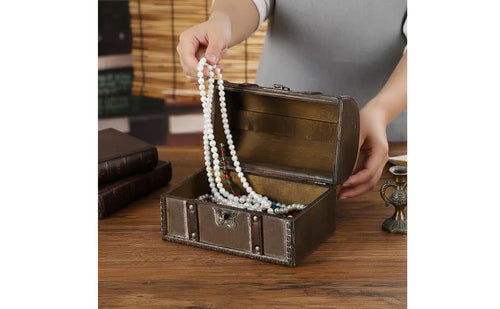 Wooden Storage Case Multipurpose Vintage Wooden Chest Antique Design Keepsake Box Sturdy Wood Construction for Photography Prop