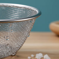 2 Pieces Perforated Mesh Strainer Bowl Smooth Edges Draining Bowl Set Silver Finish Fine Mesh Colander