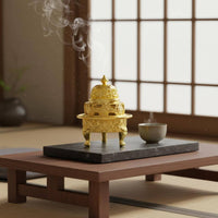 Tripod Aromatic Burner Antique Finish Ornate Alloy Aromatic Burner Holder Vintage Metal Censer Heat-Resistant Mini Tripod
