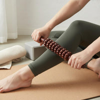 360° Rotatable Rollers Wooden Massage Roller Stick Ergonomic Design Wood Recovery Massage Tool Portable Muscle Roller Stick Non-Slip Handles for Fitness Enthusiasts, Athletes, Gym