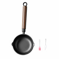 Hot Oil Pouring Pan No Coating Cast Iron Oil Pot Long Wooden Handle Single Egg Frying Pan