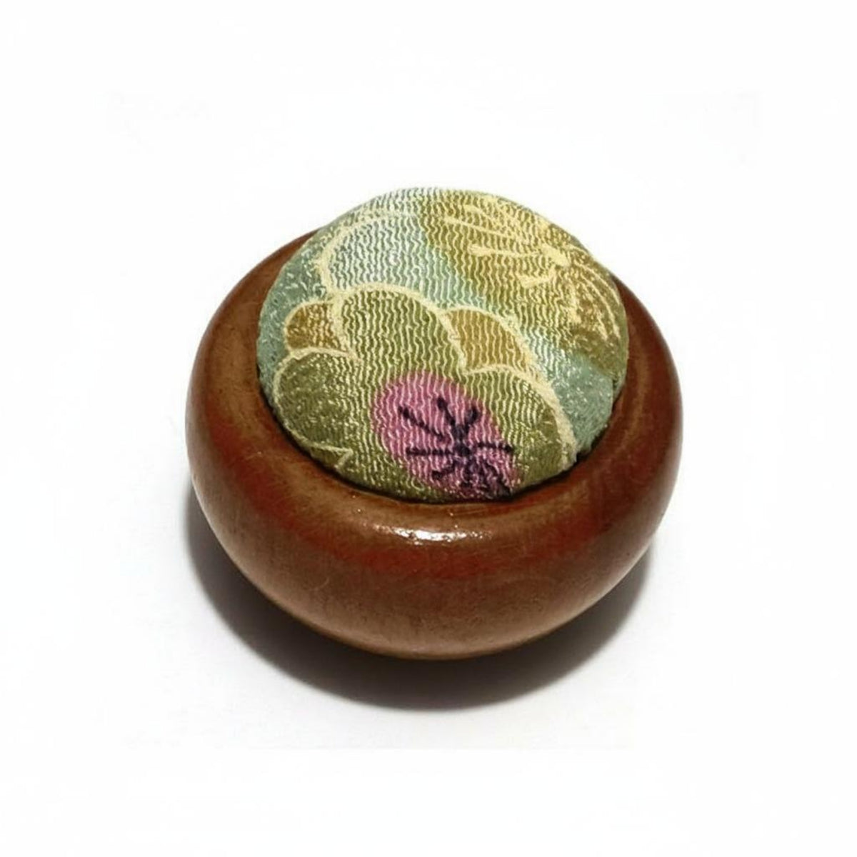 Handmade Wooden Base Pincushion DIY Craft Tool Round Sewing Pincushion Textile Needle Cushion for Crafters, Tailors