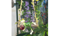 Resin Frog on Swing Cute Swing Frog Statue Whimsical Glossy for Gardeners, Garden, Patio, Balcony, Planter