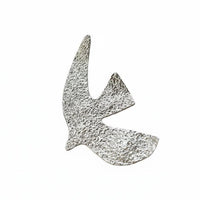 Vintage Design Peace Dove Lapel Pin French Chic Textured Swallow Brooch Statement Jewelry Flying Dove Pin for Women, Coat, Blazer, Dress