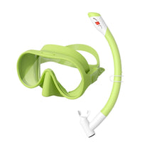 Food-Grade Silicone Kids Snorkel Set with Tempered Glass Adjustable Childrens Snorkel Mask with Splash Guard Easy to Use Kids Snorkeling Set Waterproof for Youngsters