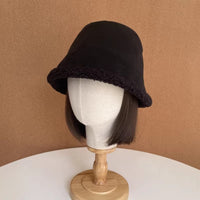 Mannequin Head Tabletop Hat Display Stand Stable Hairpiece Stand Wooden Base for Retailers, Salons