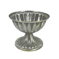 Vintage-Style Metal Vase with Ribbed Exterior Classic Metal Pedestal Vase Compact Urn Stable for Centerpiece