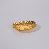 Ornate Oval Tray with Scalloped Rim Embossed Tray with Scalloped Edge Compact Trinket Dish Polished for Vanity, Bedside Table