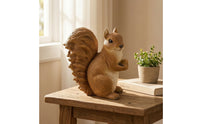 Resin Squirrel Figurine with Pinecone Woodland Squirrel Figurine with Cone Cone Carved Decor Outdoor for Gardeners, Garden, Patio, Balcony, Flower Room