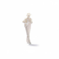 Photo Prop 1:87 Hiking Figure Realistic Design 1/87 Scale Figure for Mountain Scene