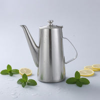 Polished Stainless Steel Pitcher Fitted Lid Beverage Pitcher Side Handle Metal Water Jug Cylindrical