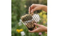 Heart-Shaped Hanging Bird Nesting Material Holder Decorative Hanging Bird Nester Sturdy Nesting Holder with Hook Rust-Proof for Wild Birds, Garden, Backyard, Patio