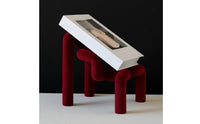 Sculptural Resin Sofa Ornament Freestanding Velvet-Textured Chair Ornament for Entryway