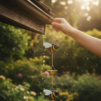 Bee-Themed Rain Chain Weather-Resistant Hanging Bee Chain Rust-Resistant Tiered Rainwater Collector for Porch