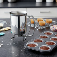 Spring-Loaded Pancake Batter Dispenser Multi-Size Batter Dispenser with Stand Sturdy Utensil Easy to Use for Breakfast Prep
