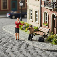 1:64 Scale Figure Highly Detailed Broadcasting Streamer Miniature Vlogger Scene Setting Figure Resin Material Miniature